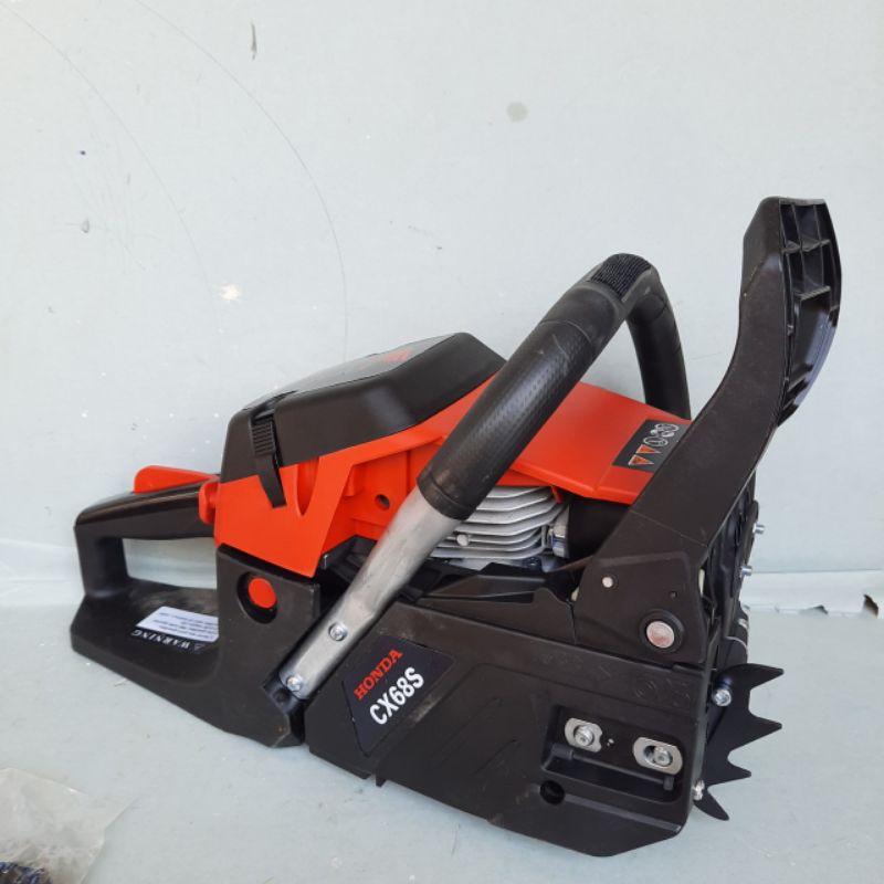 máy cưa xích chạy xăng honda SIÊU KHỎE, ,LAM 5 TẤC ,CƯA MÁY CẦM TAY