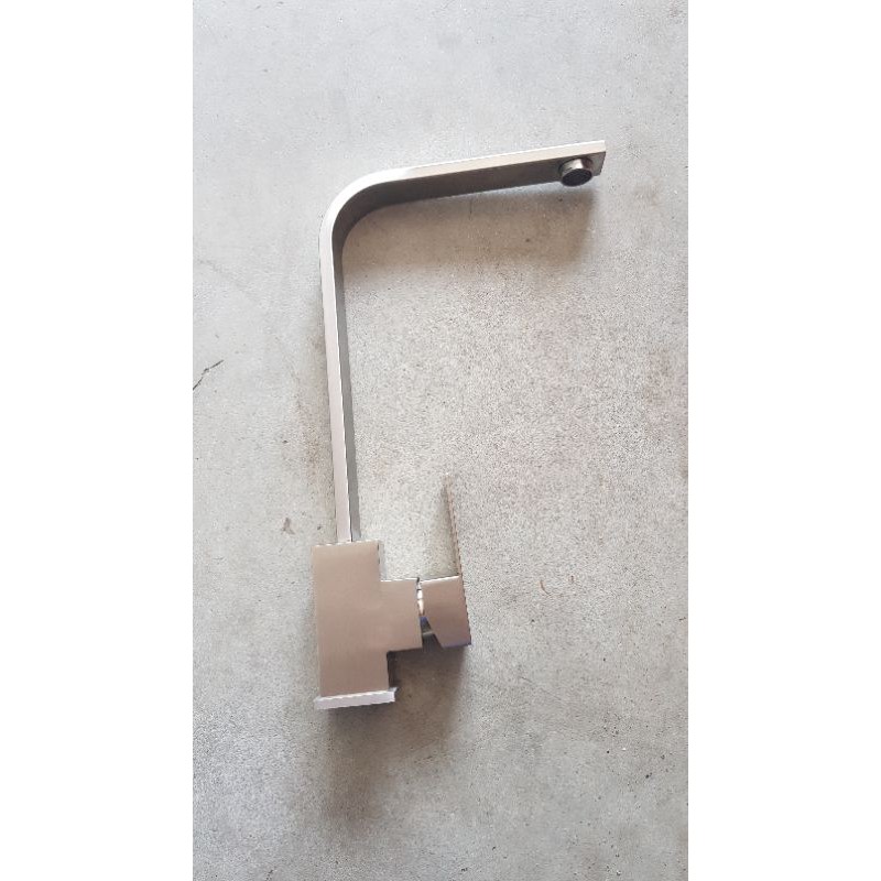[GIÁ XƯỞNG]COM BOChậu rửa chén bát 8245, 2 hộc lệch và vòi nóng lạnh inox 304 | BigBuy360 - bigbuy360.vn