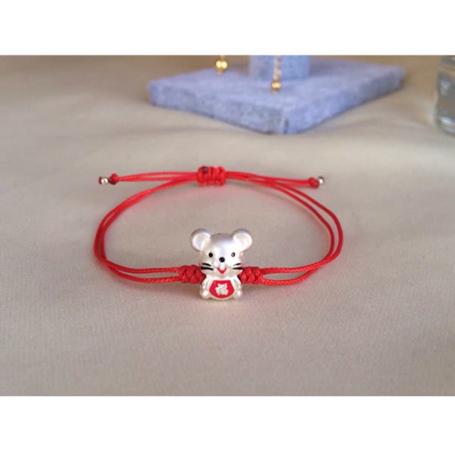 Vòng tay chỉ đỏ may mắn con giáp năm bạc ta