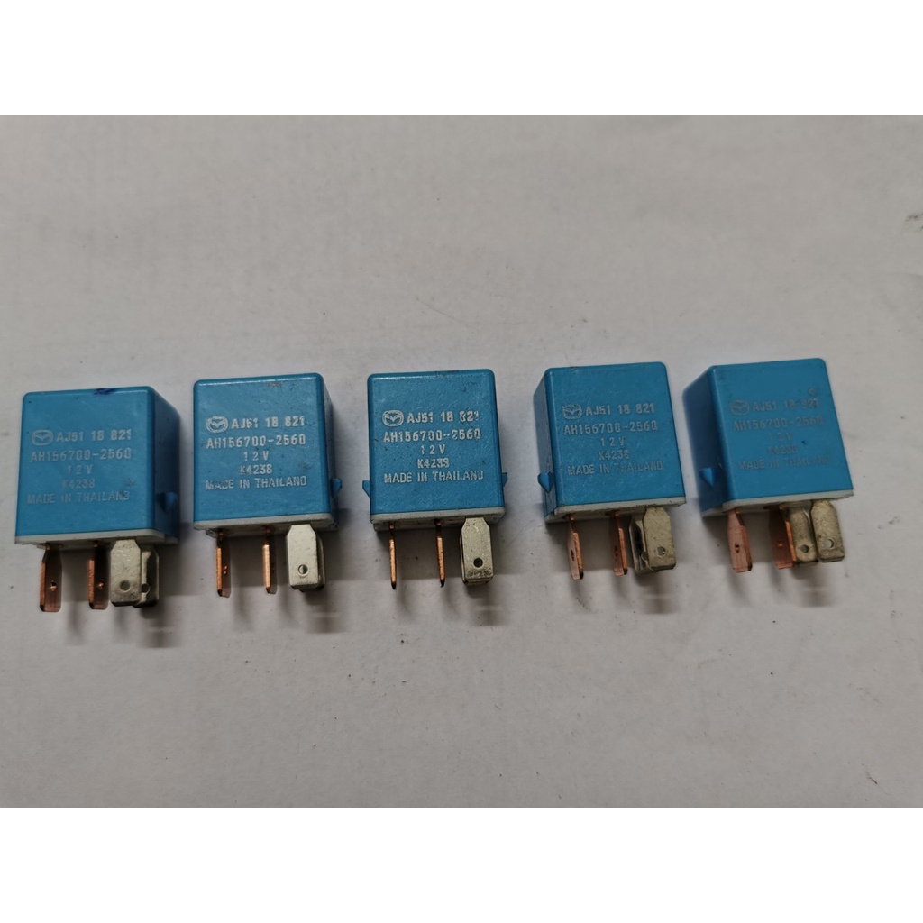 Rơ le 4 chân 12V