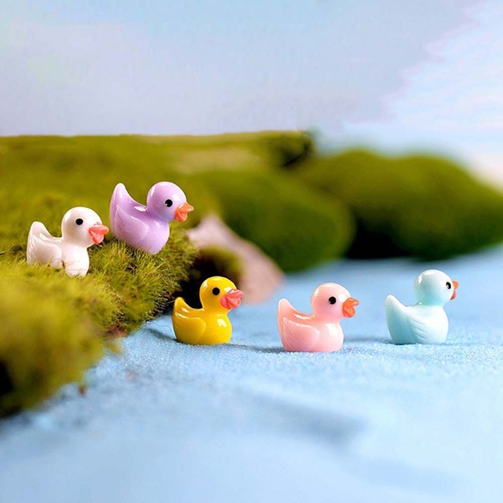 Set 5 mô hình vịt con nhỏ xinh dễ thương nhiều màu sắc dùng trang trí nhà cửa
