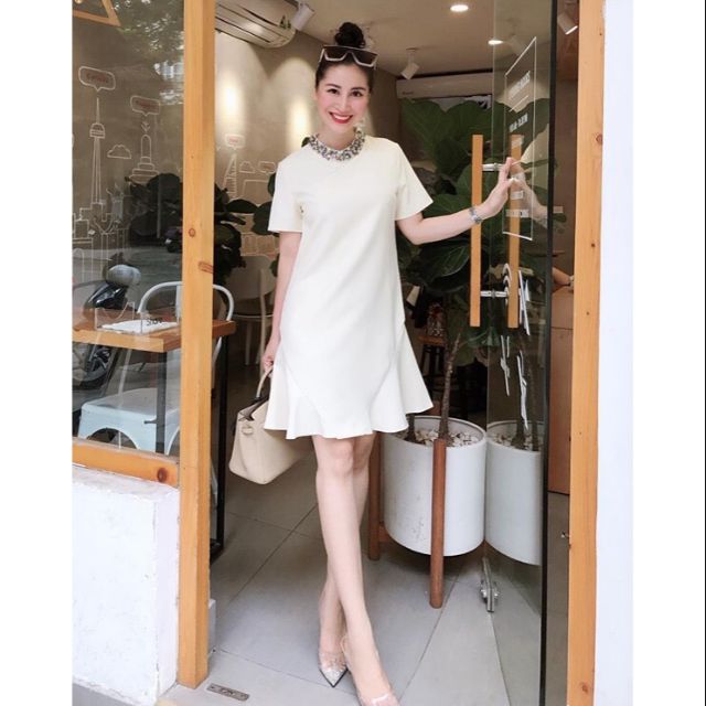 VÁY MIUMIU CỔ ĐÁ SIÊU XINH