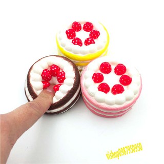 SquiShy BÁNH KEM DÂU TO