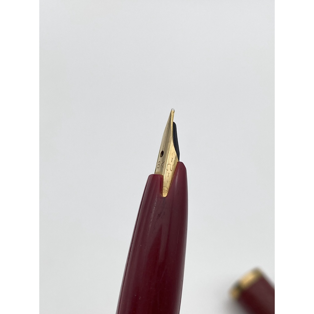 Bút mực Sailor Made In Japan bọc da 2 màu đen đỏ