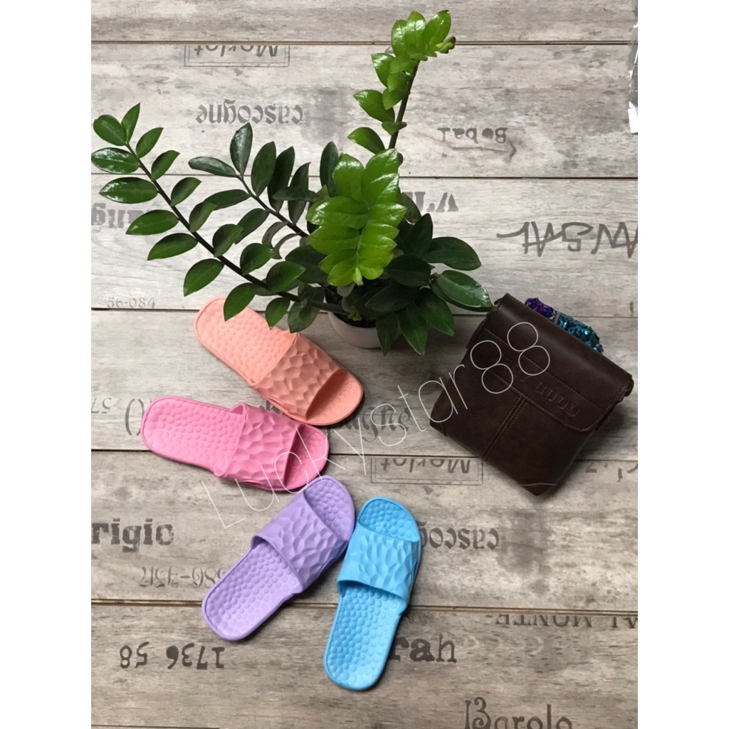 Dép đi trong nhà, văn phòng, nhà tắm xuất Hàn 88056 chất liệu nhựa đúc nguyên khối 88056 shop thời trang 7788
