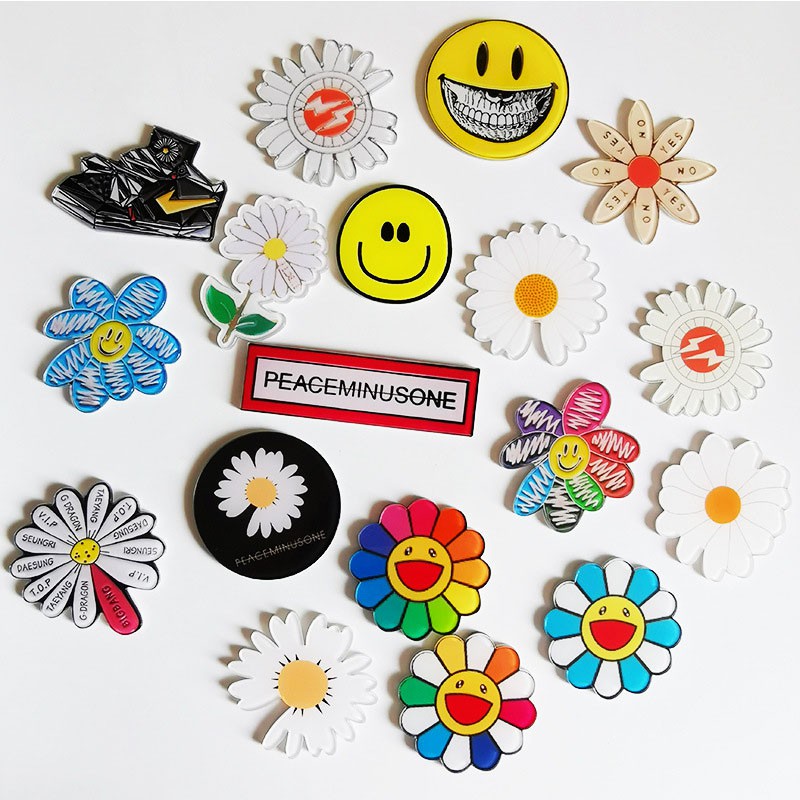 Dễ Thương Ghim Cài Áo Hình Hoa Cúc / Hoa Cúc / Mặt Cười Nhiều Màu Sắc