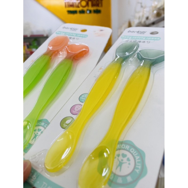 Thìa ăn dặm đầu mềm silicon báo nóng Benber