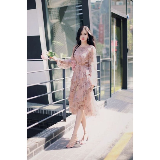 đầm thiết kế von tơ