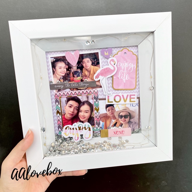 Khung ảnh nổi 3D handmade Scrapframe 22x22cm (hoàn thiện ảnh)