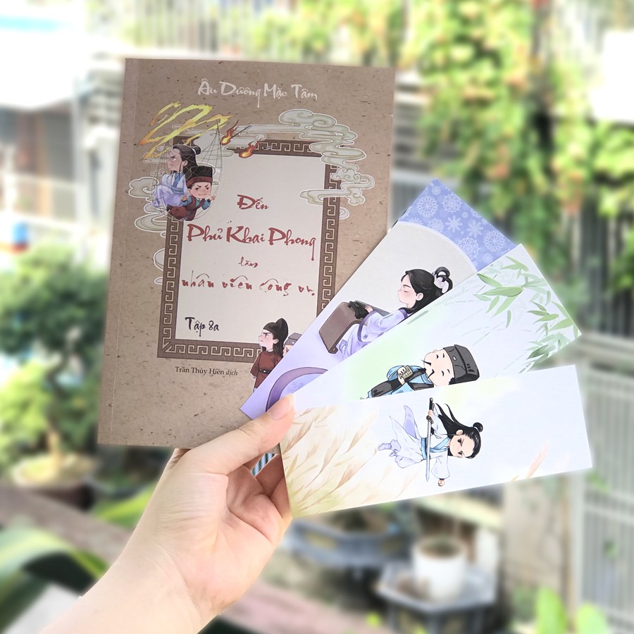 Sách - Đến Phủ Khai Phong Làm Nhân Viên Công Vụ (Tập 8a+8b) (Kèm Postcard, Bookmark)