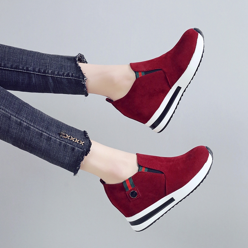 Giày lười thể thao độn đế kiểu dáng năng động cho nữ