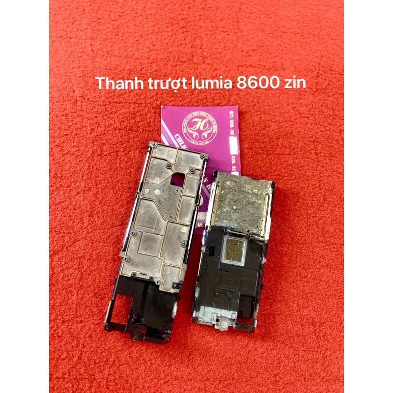 Thanh trược Nokia Luna 8600