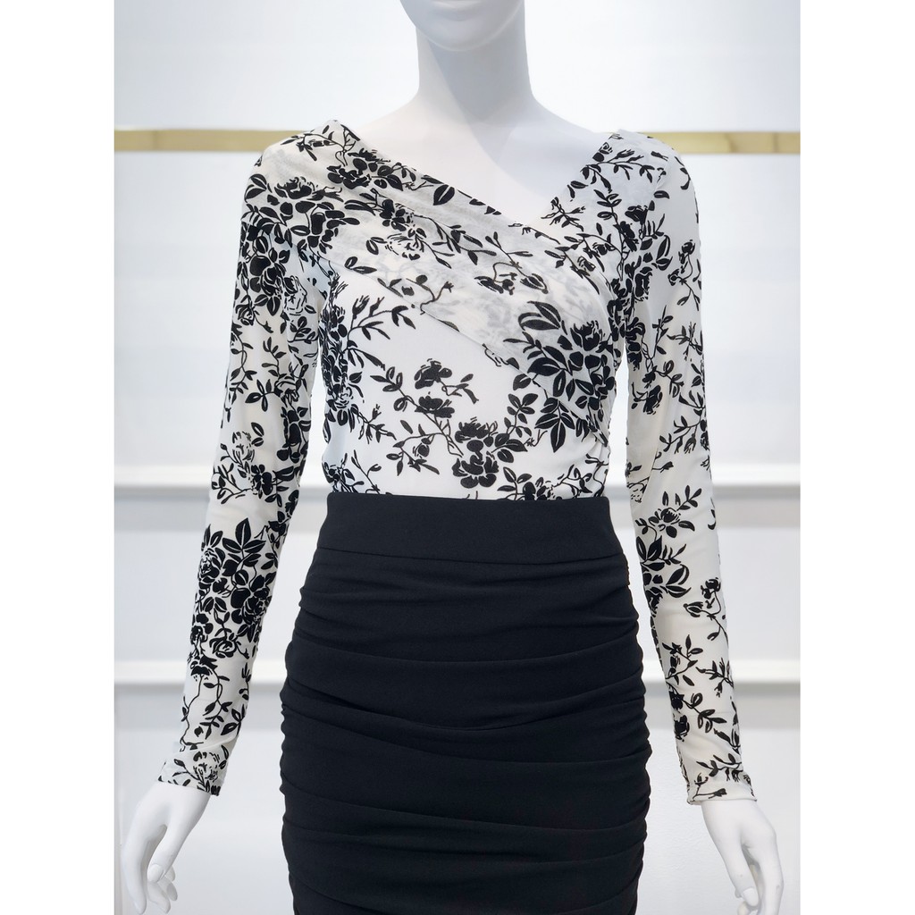 Áo kiểu nữ voan thun, lệch vai, hoạ tiết đơn sắc trẻ trung Peony Design - HELEN HOA TOP
