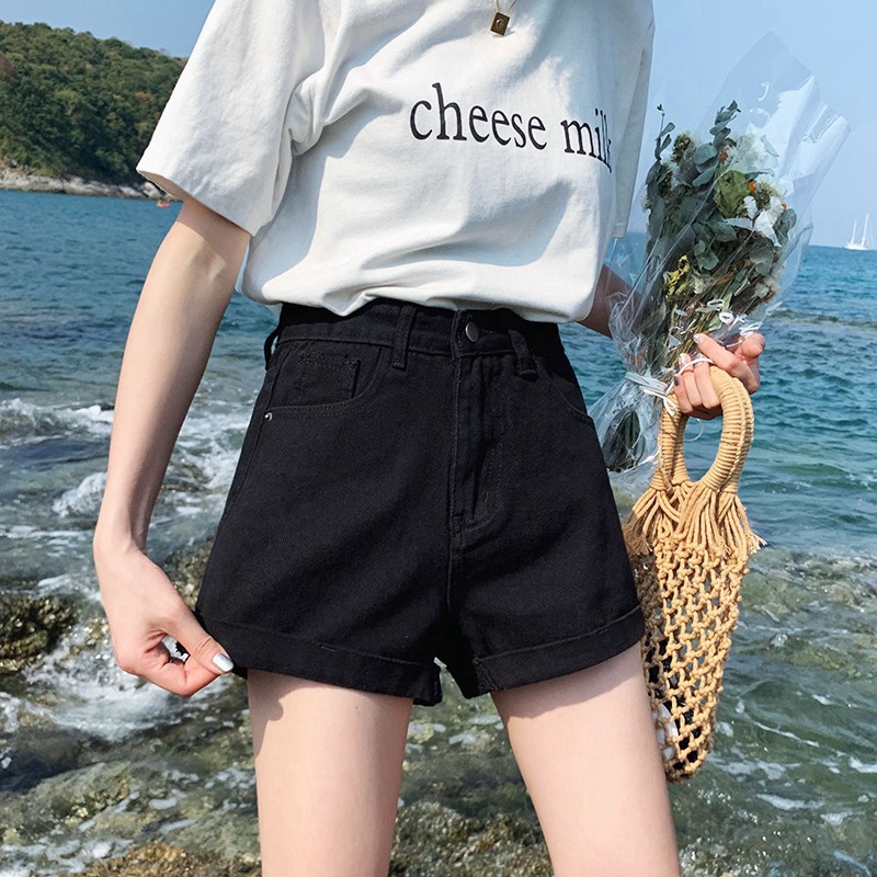 Quần short nữ, Quần đùi nữ, Chất Jean co giãn cao cấp dày dặn tạo cảm giác vô cùng thoải mái khi mặc
