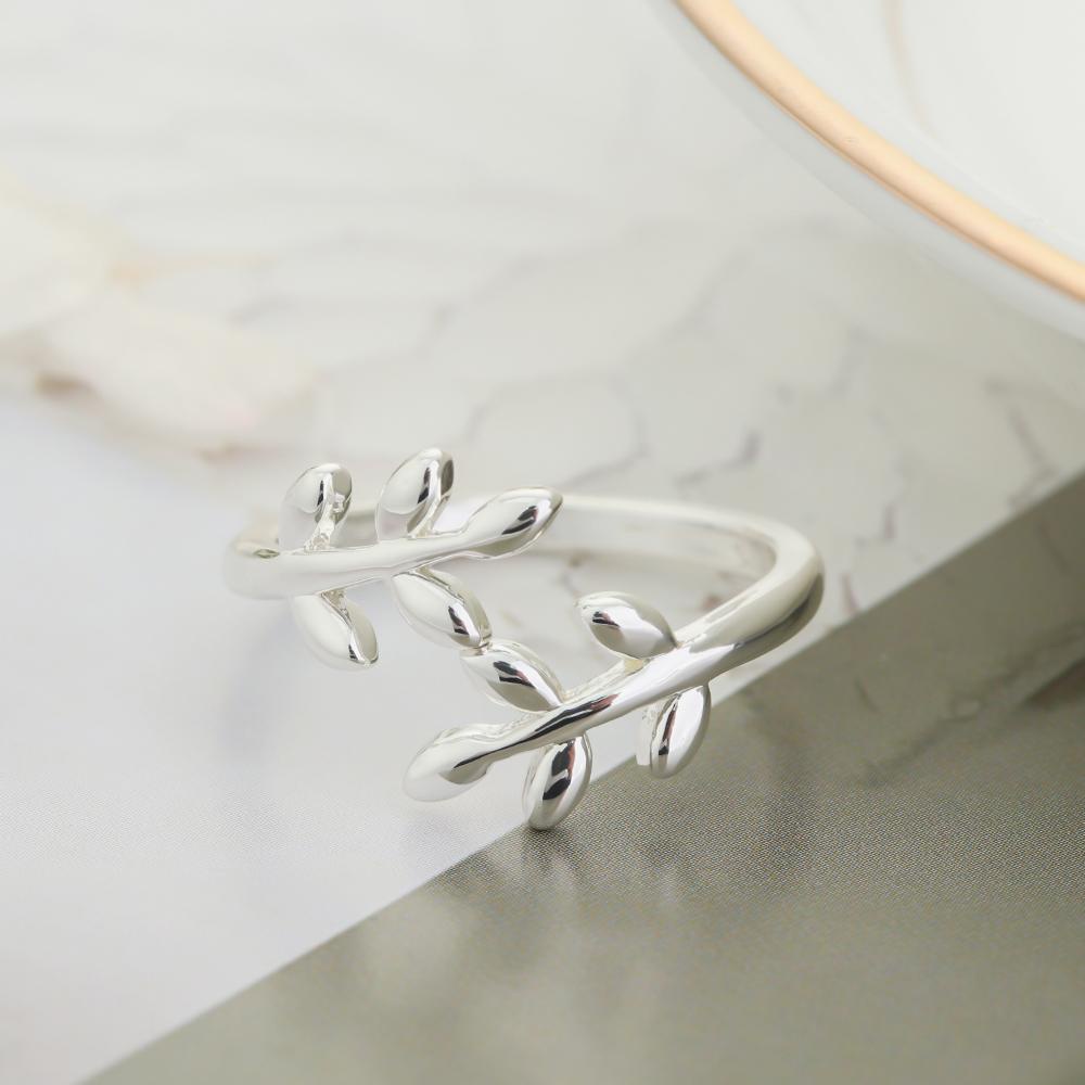 Bộ Dụng Cụ Hỗ Trợ Đan Len Hình Chiếc Lá Độc Đáo DIY