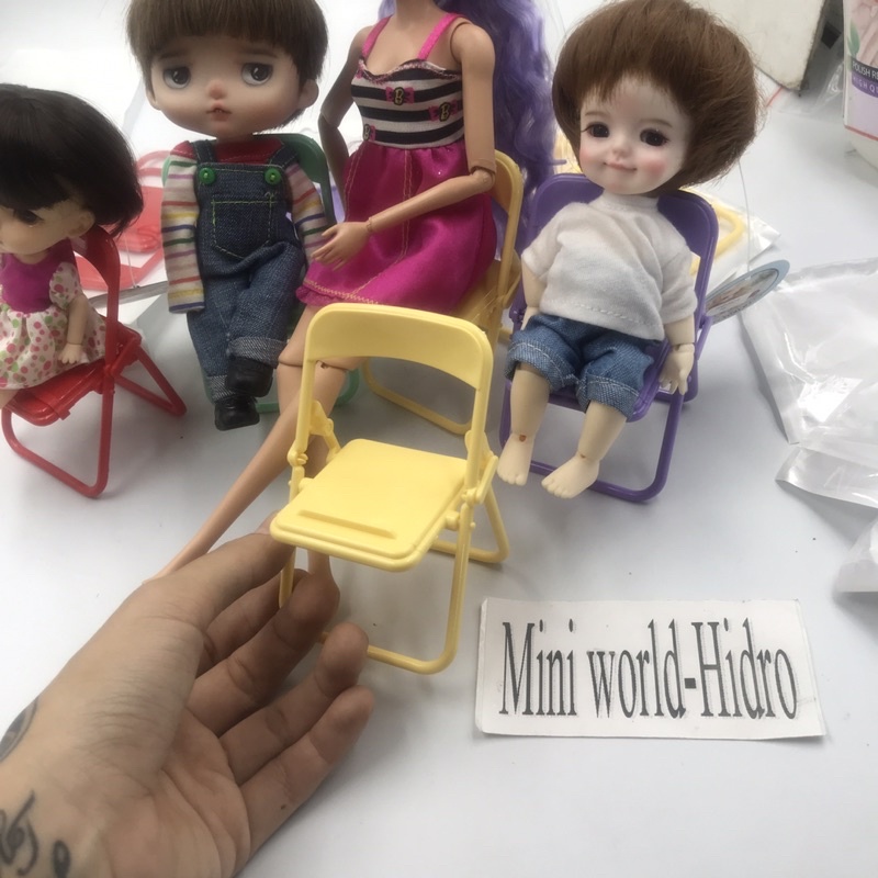 Mô hình ghế xếp mini tí hon tỉ lệ 1/8, 1/12 dùng đa năng cho búp bê BJD Barbie, giá đỡ điện thoại