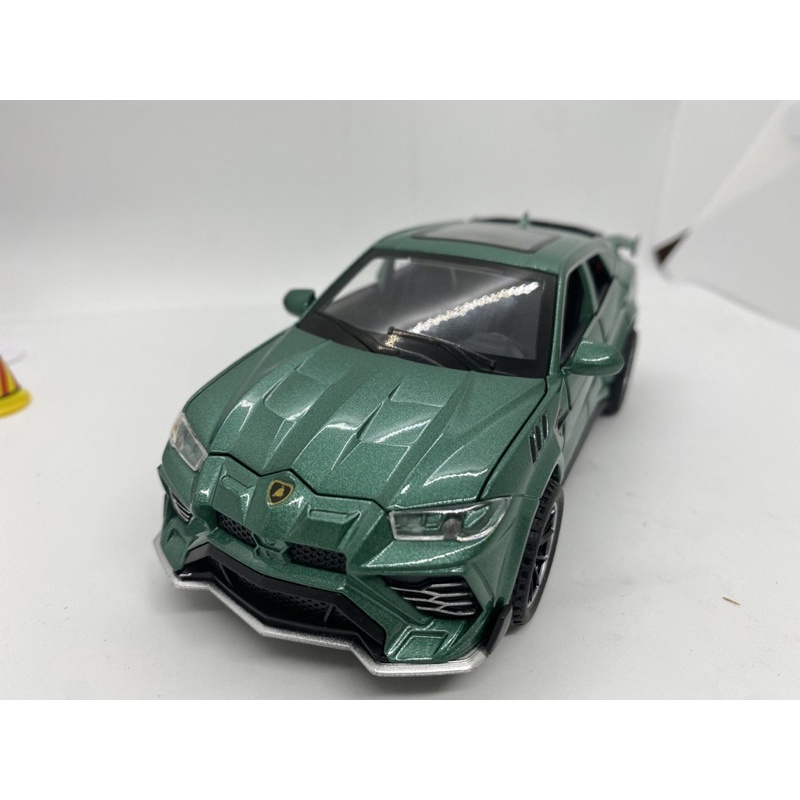 Mô hình xe Lamborghini Urus - SUV tỉ lệ 1:32 Hợp Kim màu xanh