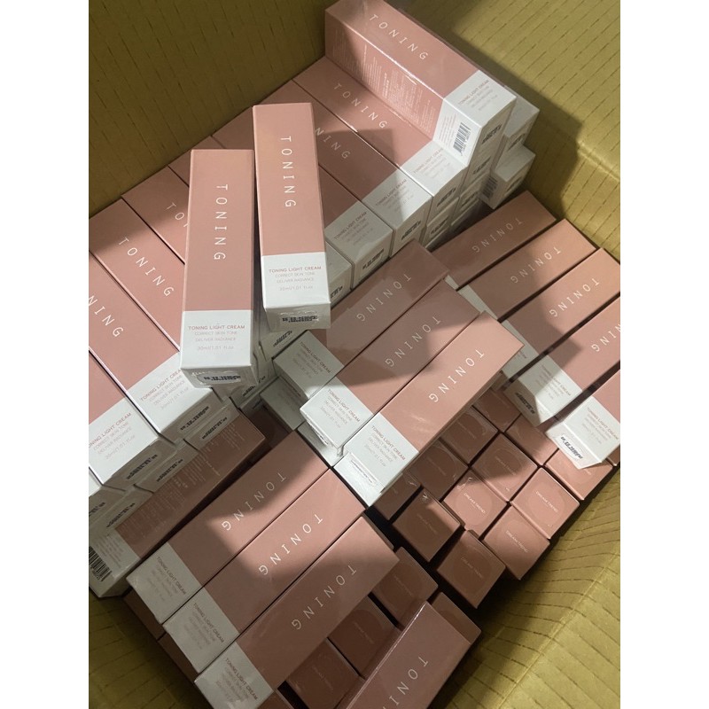 HÀNG SẴN NOWSHIP HCM - Kem lười nâng tone dưỡng trắng Dream Trend Toning | BigBuy360 - bigbuy360.vn