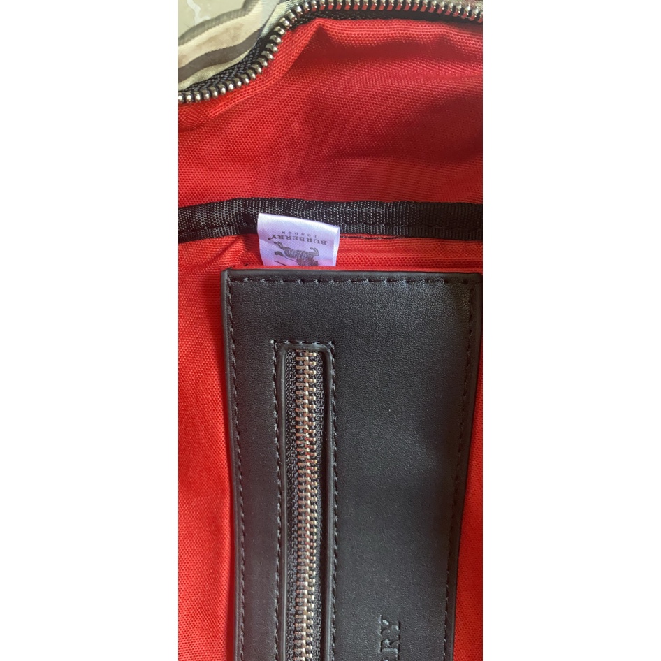 Balo BBR WM488-40 JETT VINTAGE CHECK  PHỤ KIỆN ĐỀU KHẮC LOGO, TRONG LÓT VẢI MÀU ĐỎ CODE ĐẦY ĐỦ
