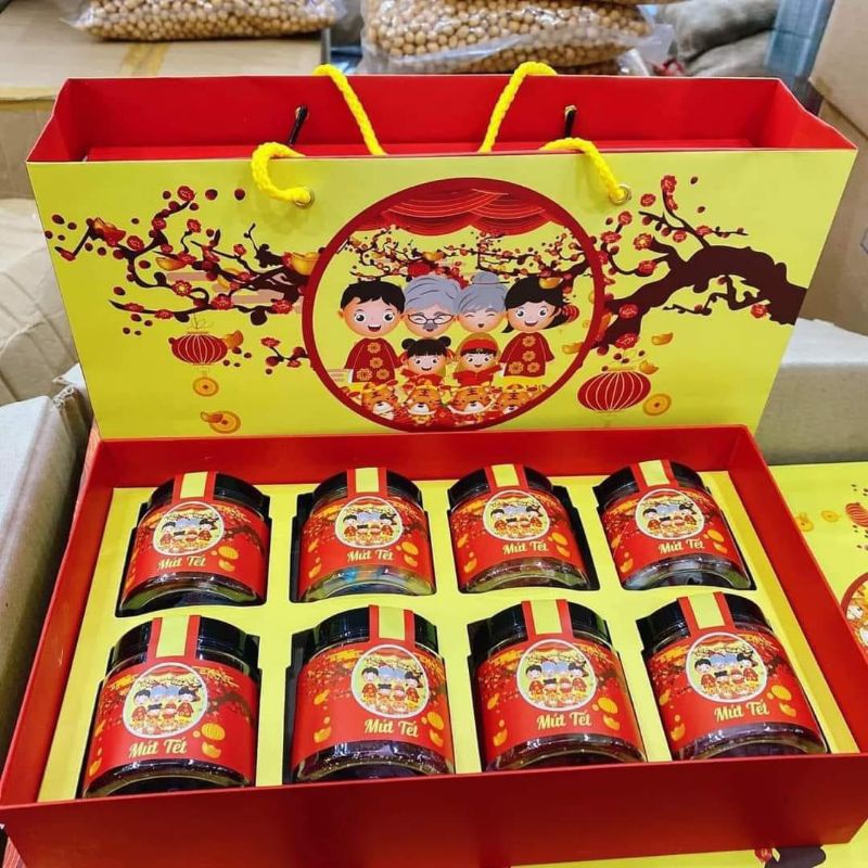 Hộp quà tết mứt sum vầy 2022. Set Mứt tết hoa mai.Set hộp mứt an khang 8 hộp