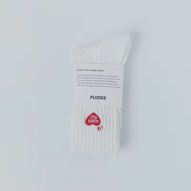 Vớ cotton trắng thêu hình trái tim