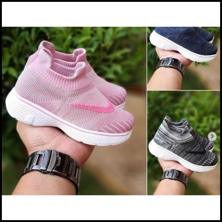 Giày Thể Thao Nike Slipon Không Vớ 3 Màu Thời Trang Cho Bé