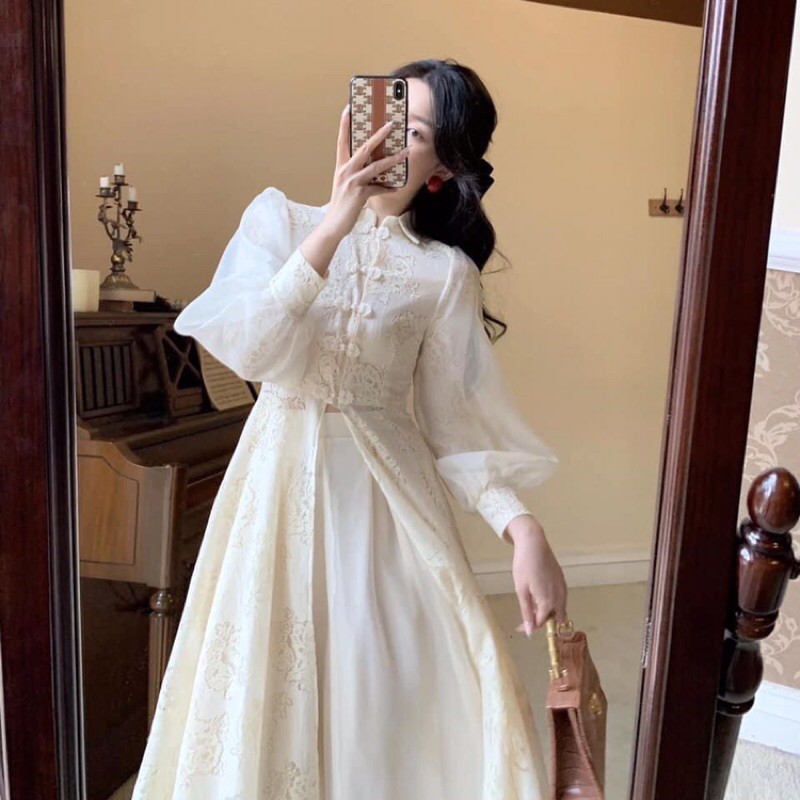 Váy ren công chúa