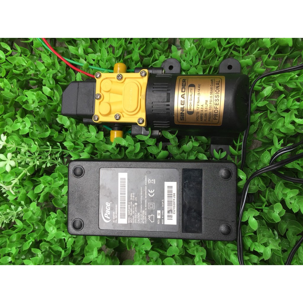 Máy bơm tăng áp 12V Sinleader Kèm nguồn 12V-5A Lưu lượng 5L/phút ứng dụng làm bộ rửa xe phun sương tưới cây tưới lan...