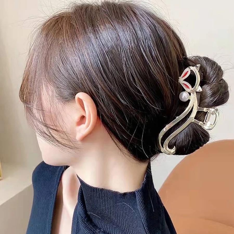 Kẹp Tóc Móng Vuốt Lớn Màu Vàng Kim Hình Cáo Cá Tính Thời Trang Hàn Quốc
