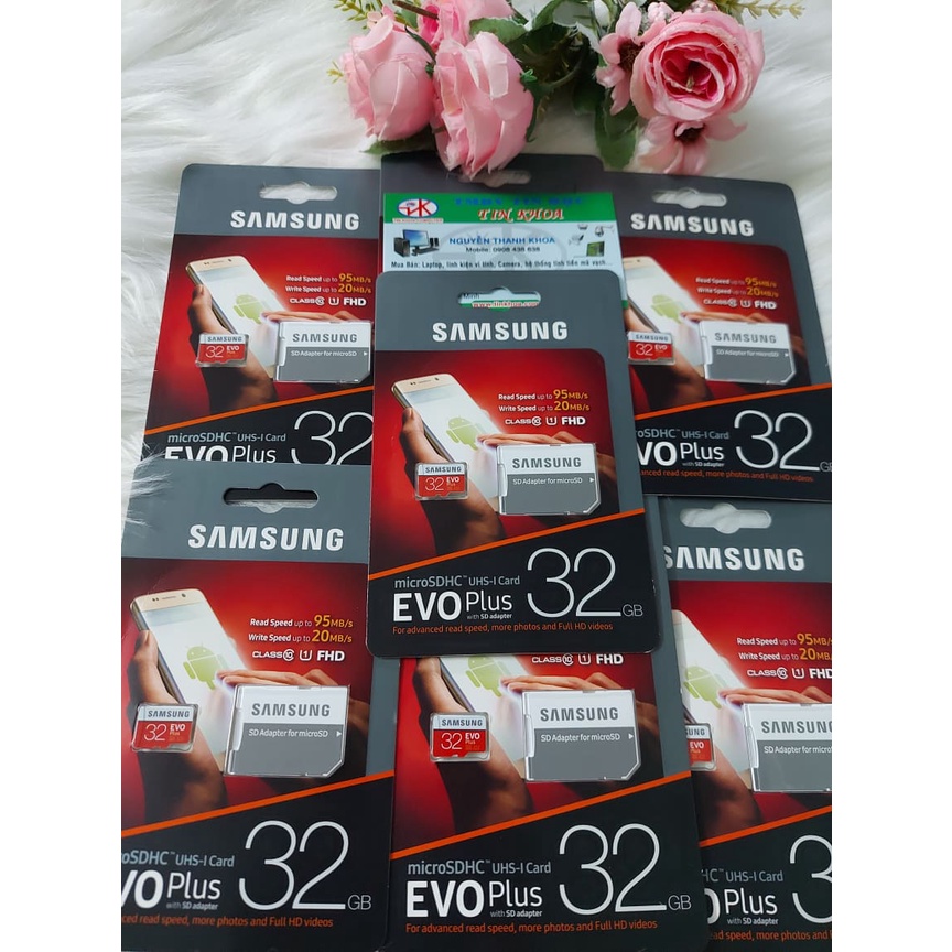 Thẻ nhớ Micro SD 32GB Samsung Evo Plus kèm đế.