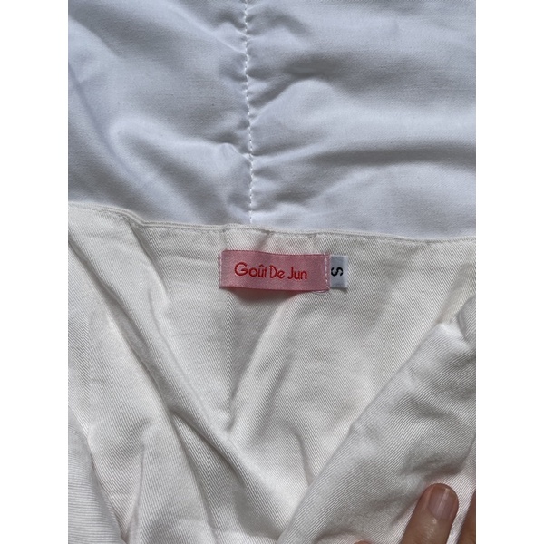 Áo local brand upz gout chic a choo