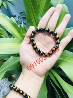 Vòng đá đen khắc chú OMANI ( nhiều size)