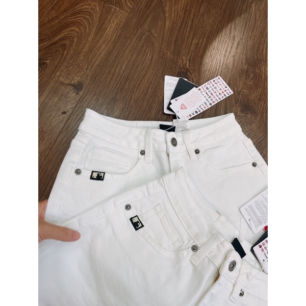Quần short jean trắng co giãn