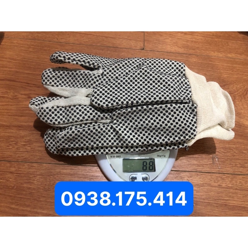 Găng tay phủ hạt nhựa đen loại dày 10oz Polkado