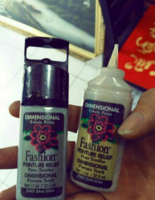 Bút viết vải, áo không bay