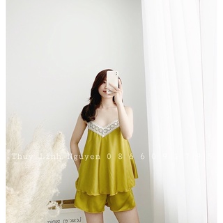 Bộ ngủ 2 dây lụa trơn cổ ren - vàng chanh