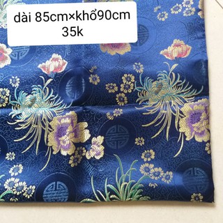 Vải gấm, mảnh nhỏ , hàng khúc.