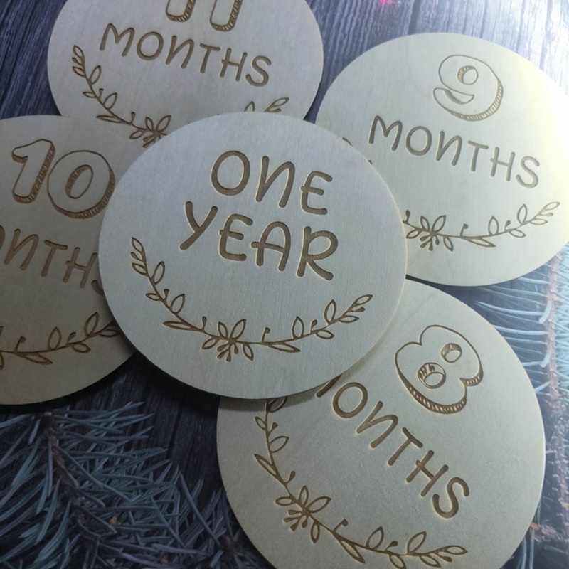 Set 12 Tấm Thẻ Ghi Âm Dùng Làm Đạo Cụ Chụp Ảnh Kỷ Niệm Theo Tháng Cho Bé Sơ Sinh