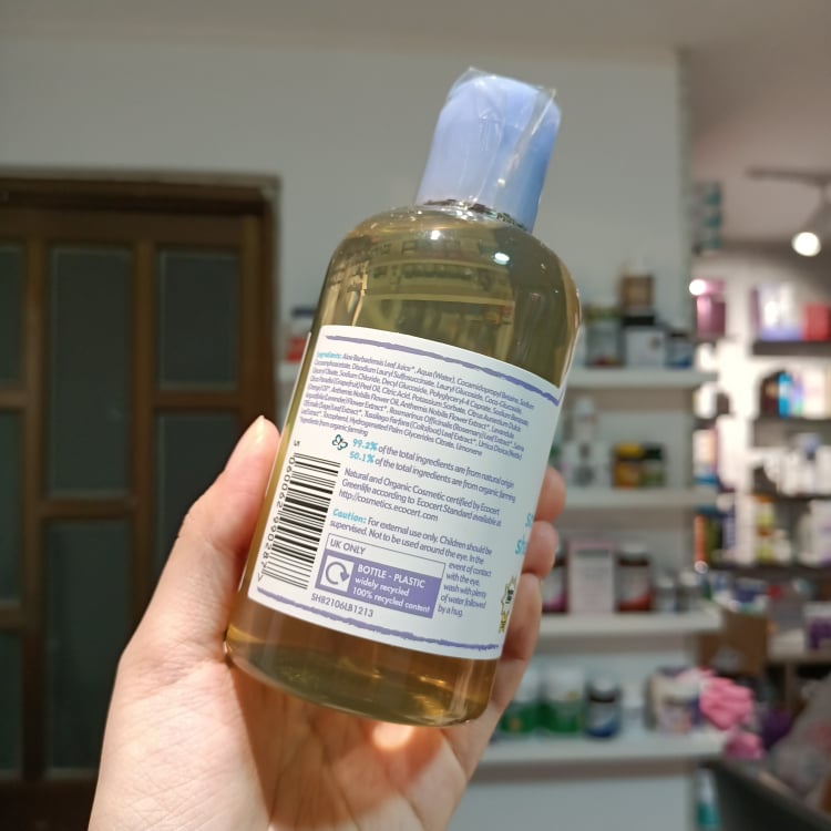 Sữa tắm gội thiên nhiên Earth Friendly Lansinoh cho bé 250ml