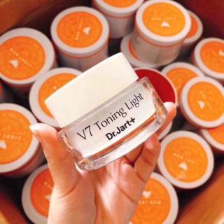 Kem V7 tonight light thiếc