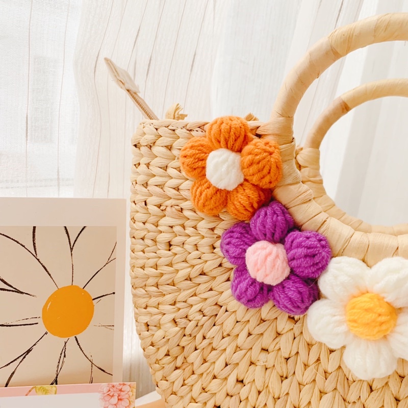 Túi cói lục bình đính hoa len handmade siêu dễ thương-Tiệm Cói Cô Lê
