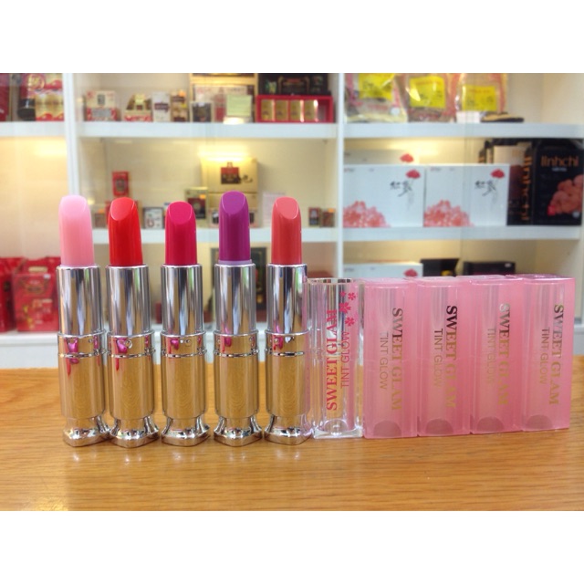 Son dưỡng môi có màu Sweet glam tint glow