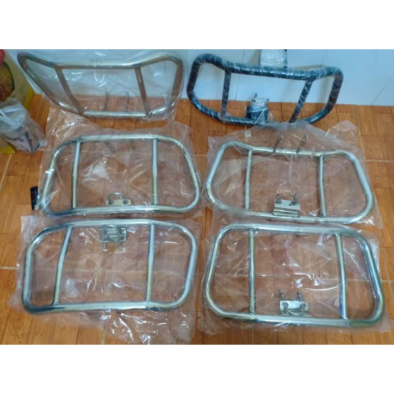Chống đổ moto Inox loại dầy  Husky125,Gn125,YB125,Wolf125,Gd110