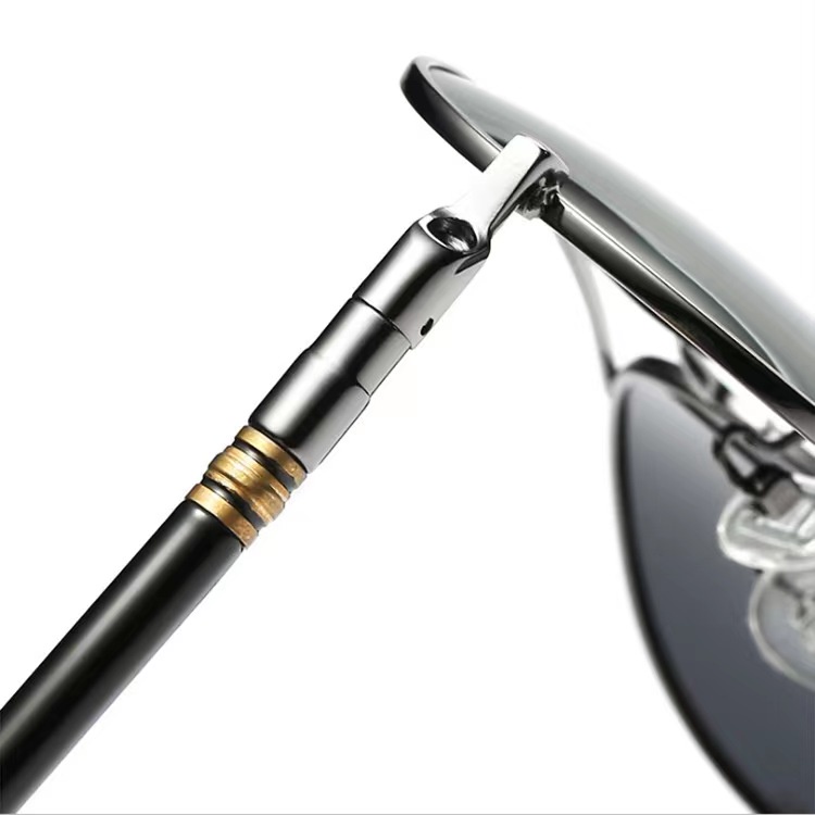 Kính Mát Phân Cực Thay Đổi Màu Sắc Chuyên Dụng Cho Thợ Câu Cá