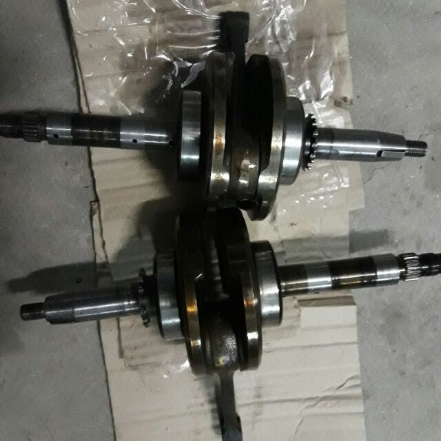 Nguyên cây dên w110 rin theo xe.rã