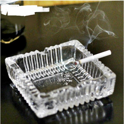 Gạt Tàn Thuốc Thủy Tinh Vuông Lớn DELI YG1016 Chất Lượng đẹp mê