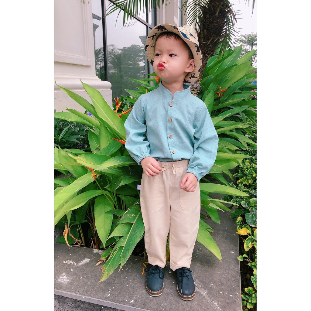 Bộ bé trai thiết kế với áo sơ mi màu xanh mint bạc hà đũi xước Nhật cao cấp