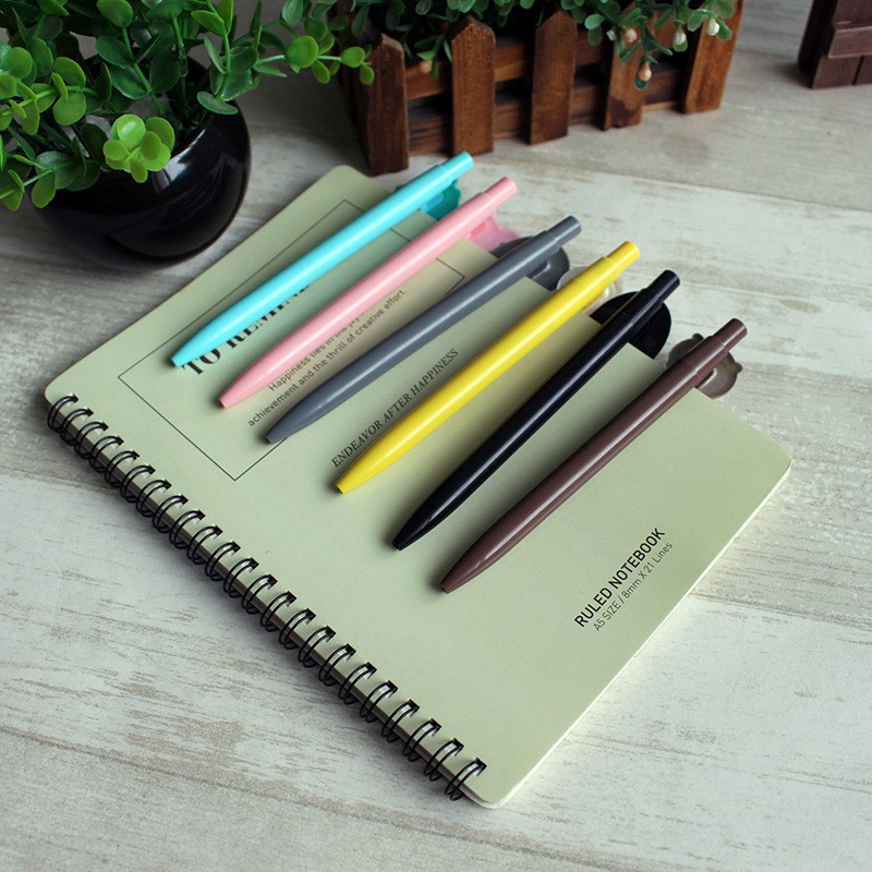 Bút Bi Mực Đen Nhóm Bạn Line Friend