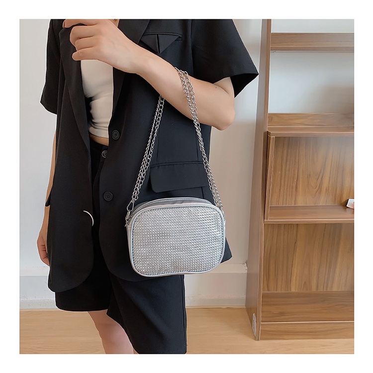 Túi Đeo JASMIN NOIR Chéo Nắp Gập Quai Xích Đính Kim Cương Giả Thời Trang Cho Nữ