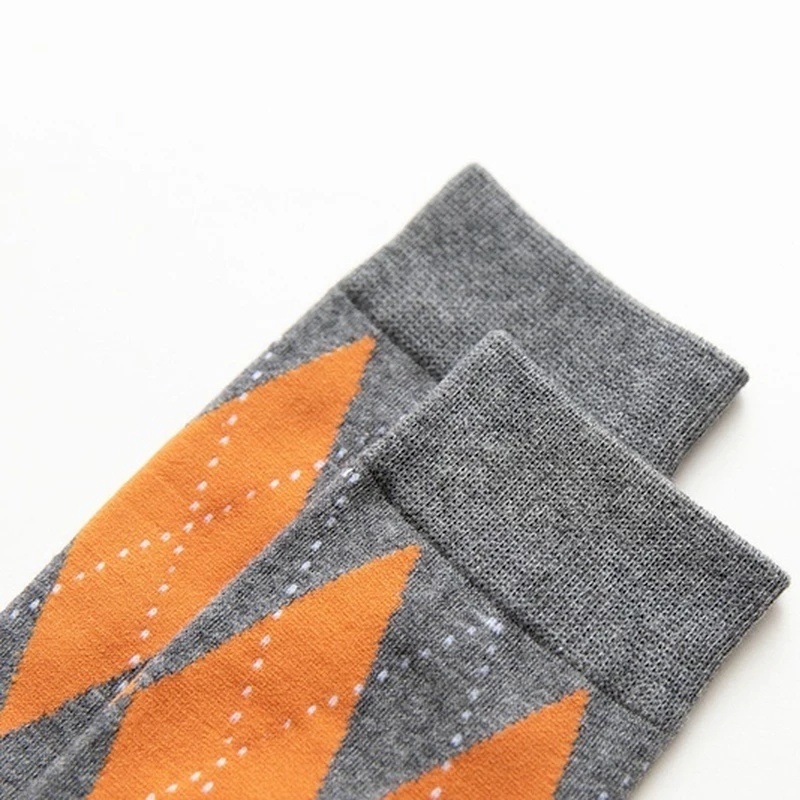 Tất Cotton Cao Qua Gối Họa Tiết Hình Thoi Thời Trang Thu Đông Nhật Bản Cho Nữ